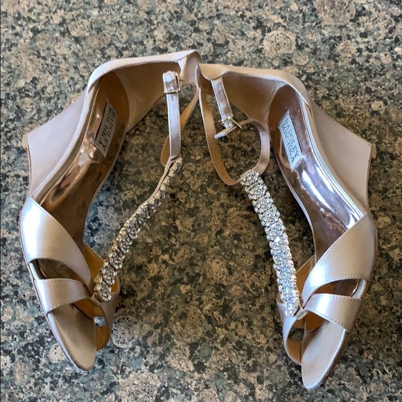 Badgley Mischka wedge - Picture 4 of 5